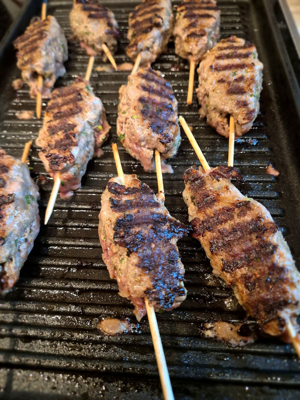 Saftige Köfte aus hochwertigem Allgäu Wagyu Rinderhack - Bild 12